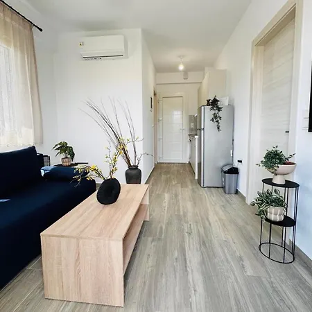 Modern Garden Apartments, Delta Hospitality *